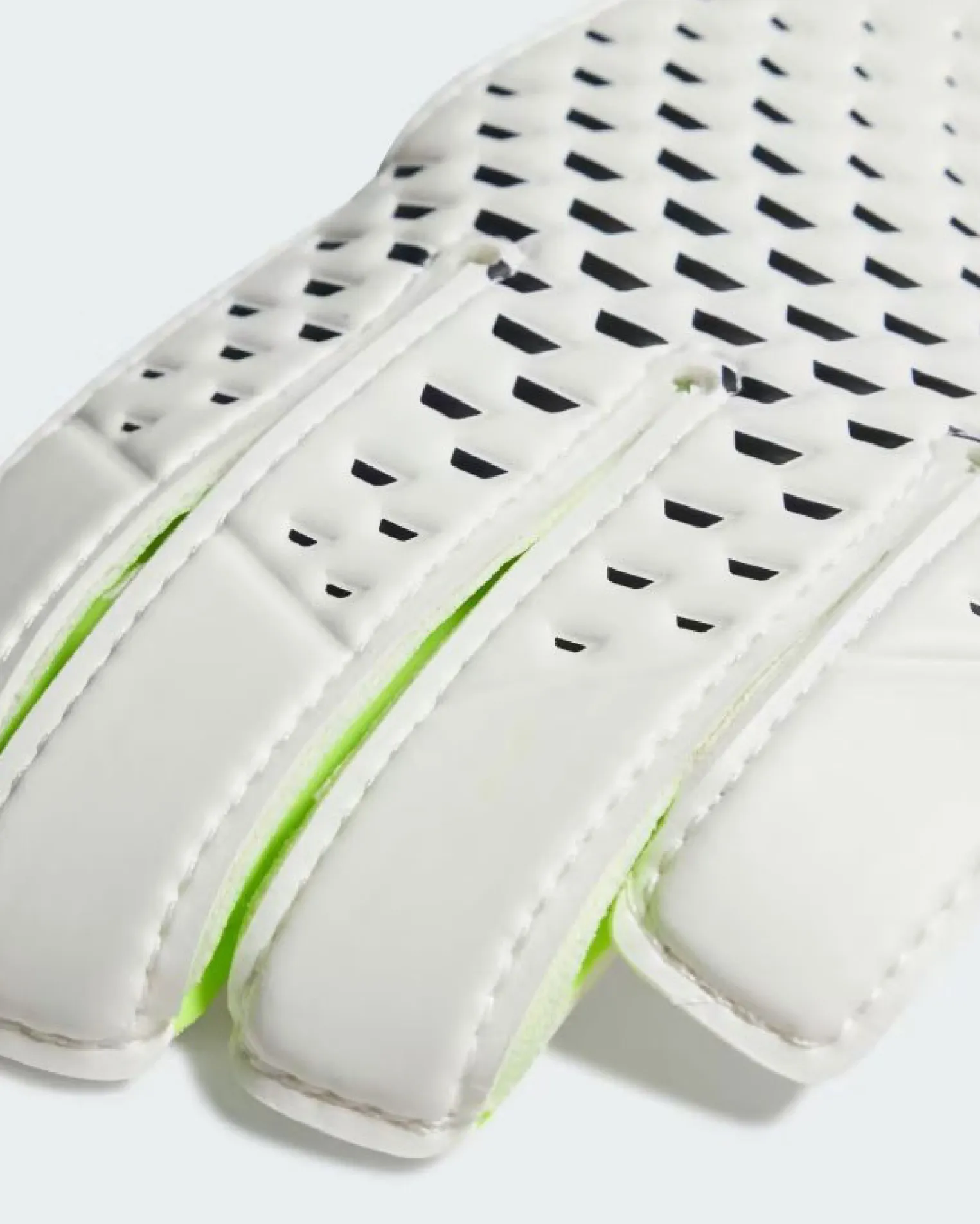 ADIDAS - GUANTI DA PORTIERE PREDATOR TRAINING - IA0859