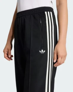 ADIDAS -PANTALONE TUTA  CLASSIC TP NERI DA DONNA, KD7965