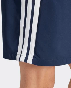 ADIDAS - SHORT BLU DA UOMO ESSENTIALS 3 STRISCE CHELSEA - JW1914