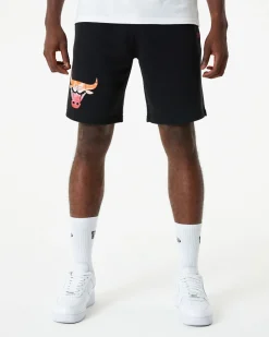 NEW ERA - Pantaloni corti neri con logo Chicago Bulls