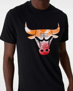NEW ERA - T shirt girocollo da uomo nera in cotone con logo Chicago Bulls