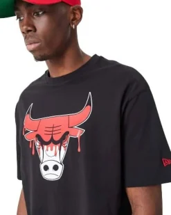 NEW ERA - T shirt girocollo da uomo nera in cotone con logo Chicago Bulls
