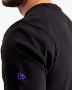 NEW ERA - T shirt girocollo nera in cotone con logo Lakers