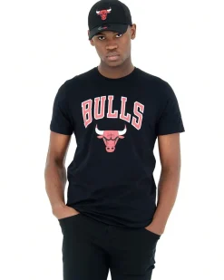 NEW ERA - T shirt girocollo nera in cotone con logo Chicago Bulls
