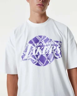NEW ERA - T shirt oversize da uomo bianca in cotone con logo Lakers viola