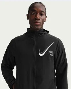 NIKE - GIACCA LEGGERA CON CAPPUCCIO FULL ZIP DF FORM GFX  NERA DA UOMO –  IF2199/010