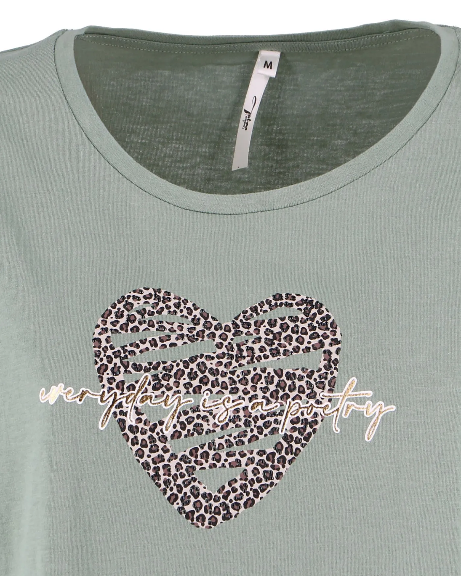 TATOO - Tshirt manica corta con cuore e scritta verde salvia in cotone