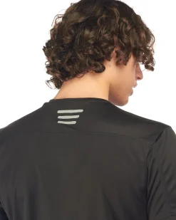 WAIKIKI RUN - T shirt da running nera in meh traspirante